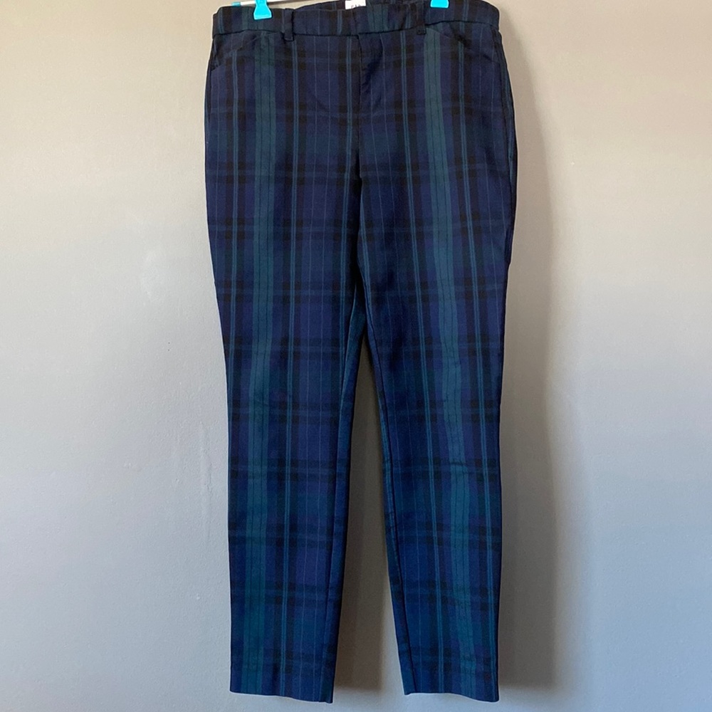 Gap Signature Skinny Ankle pants in black watch plaid size 10